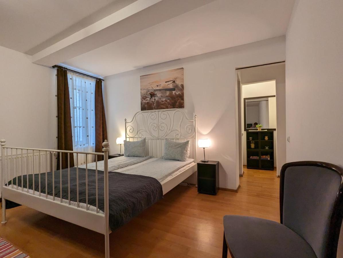 Key In Main Square Apartment Brasov